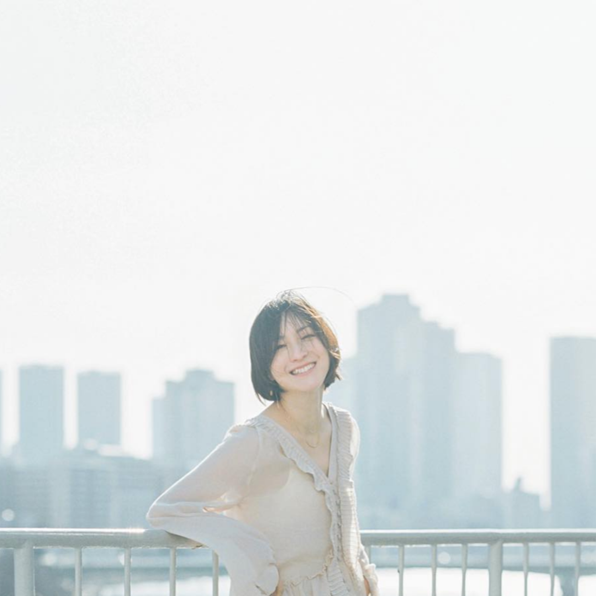 廣末涼子和25年前的自己同框演出？她是如何保養肌膚？