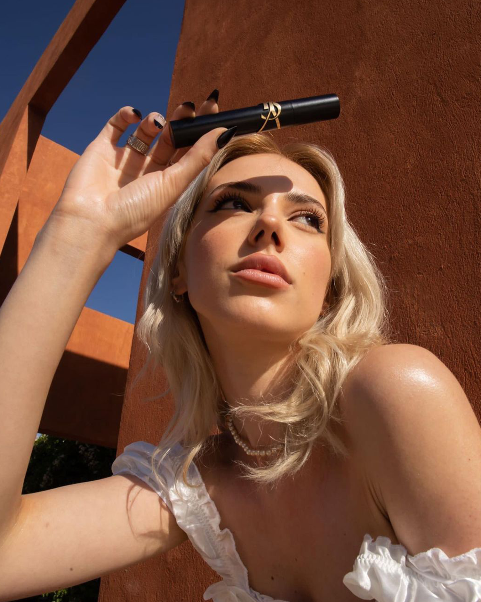 YSL Beauté俘虜現代女性？2022年絕對不能錯過的彩妝系列！