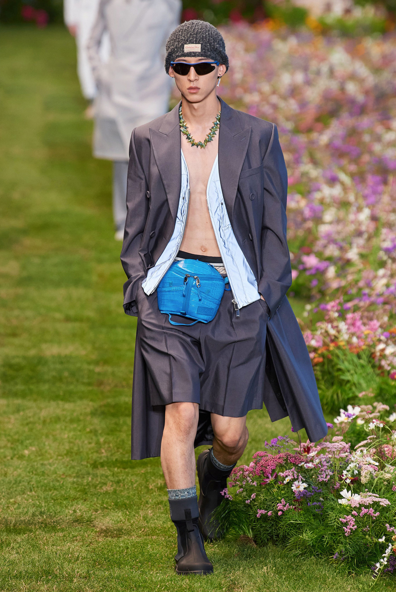 Dior Men的浪漫和感性！Kim Jones如何打造一個「塵世伊甸園」？