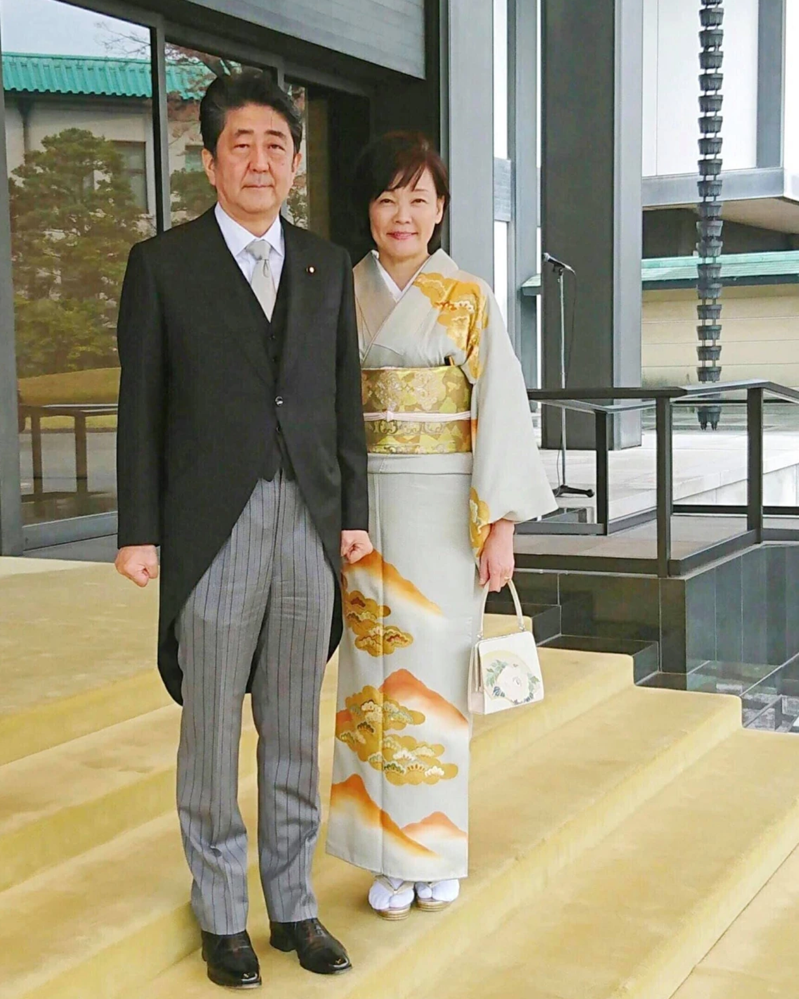 結縭至今35年！「寵妻狂魔」安倍晉三如何維繫家庭幸福？